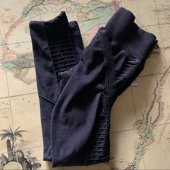 Free People Washed Eggplant Leggings Sample XS - Picture 6 of 11